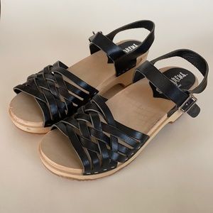 Swedish clogs by Sandgrens sz 7-7.5